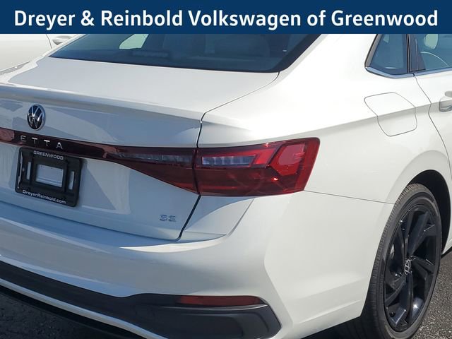 New 2025 Volkswagen Jetta SE image 5