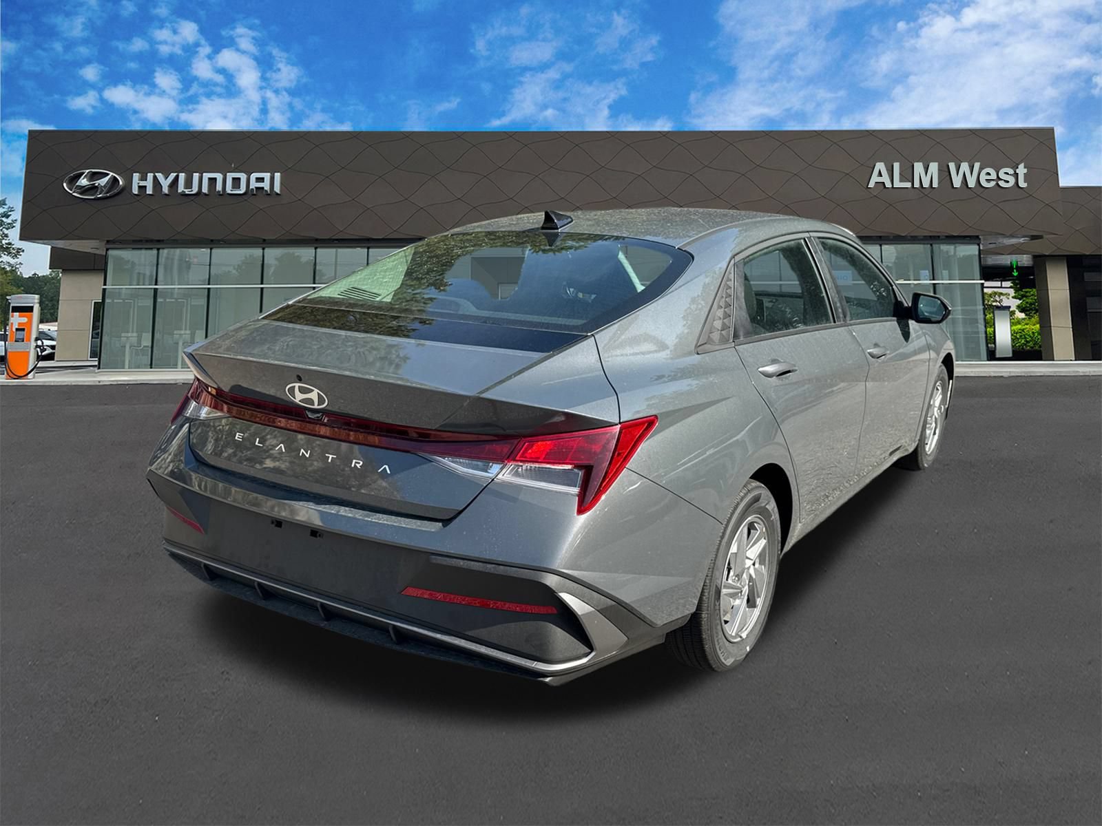 New 2026 Hyundai Elantra SE FWD image 6