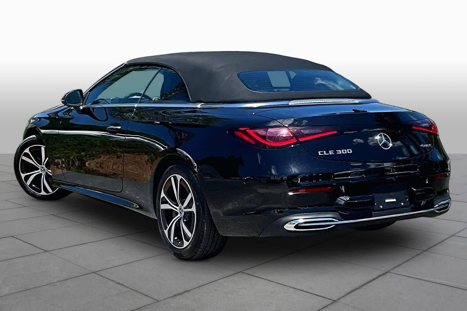 Certified 2025 Mercedes-Benz CLE 300 4MATIC Cabriolet image 11