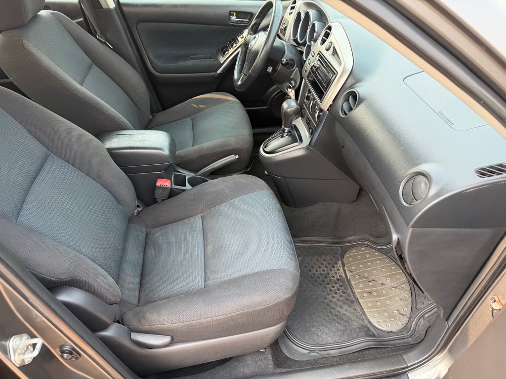 Used 2007 Toyota Matrix FWD image 11