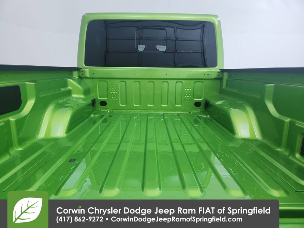 Certified 2025 Jeep Gladiator Mojave image 24