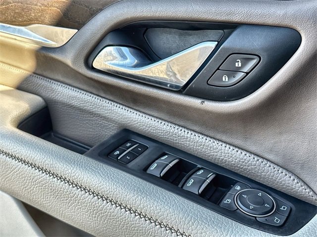Used 2021 GMC Yukon Denali w/ Denali Premium Package image 14