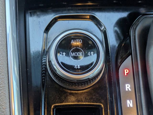 Used 2024 GMC Canyon Denali image 17