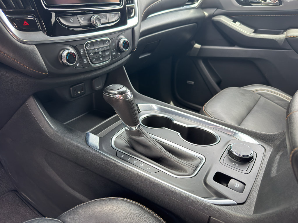 Used 2019 Chevrolet Traverse RS FWD image 13