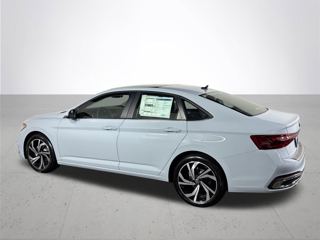 New 2025 Volkswagen Jetta SEL image 8