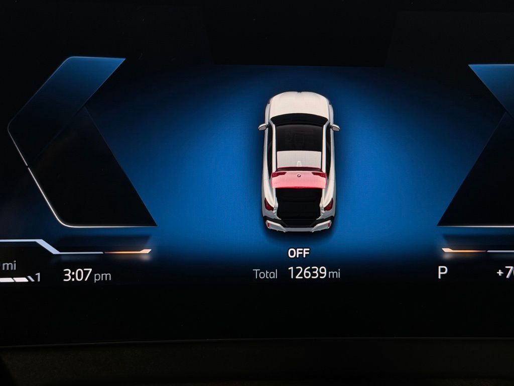 Used 2025 BMW X2 xDrive28i w/ Convenience Package image 21
