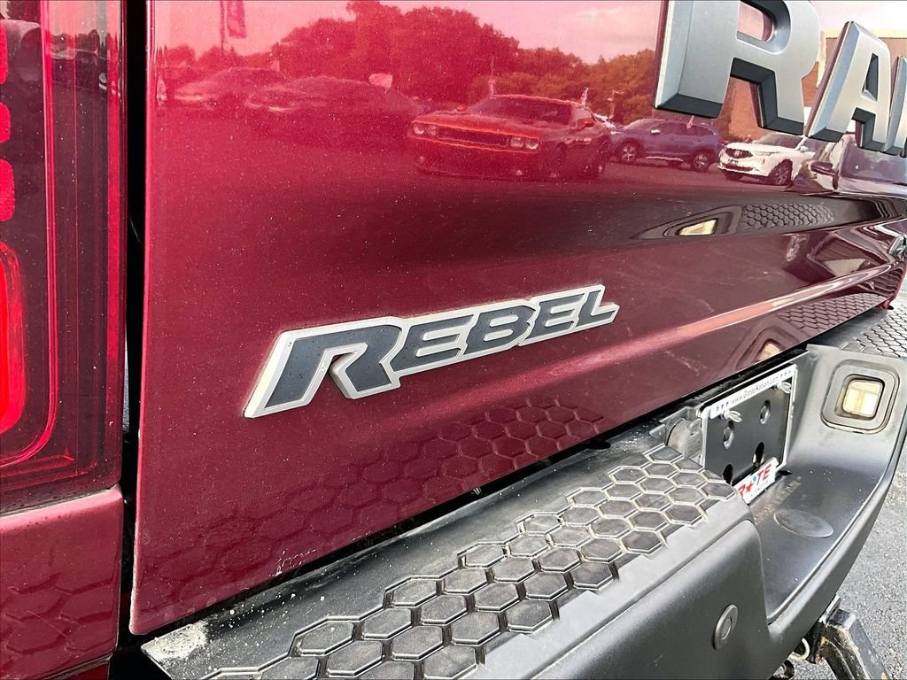 Used 2018 RAM 1500 Rebel w/ Luxury Group AWD/4WD image 8