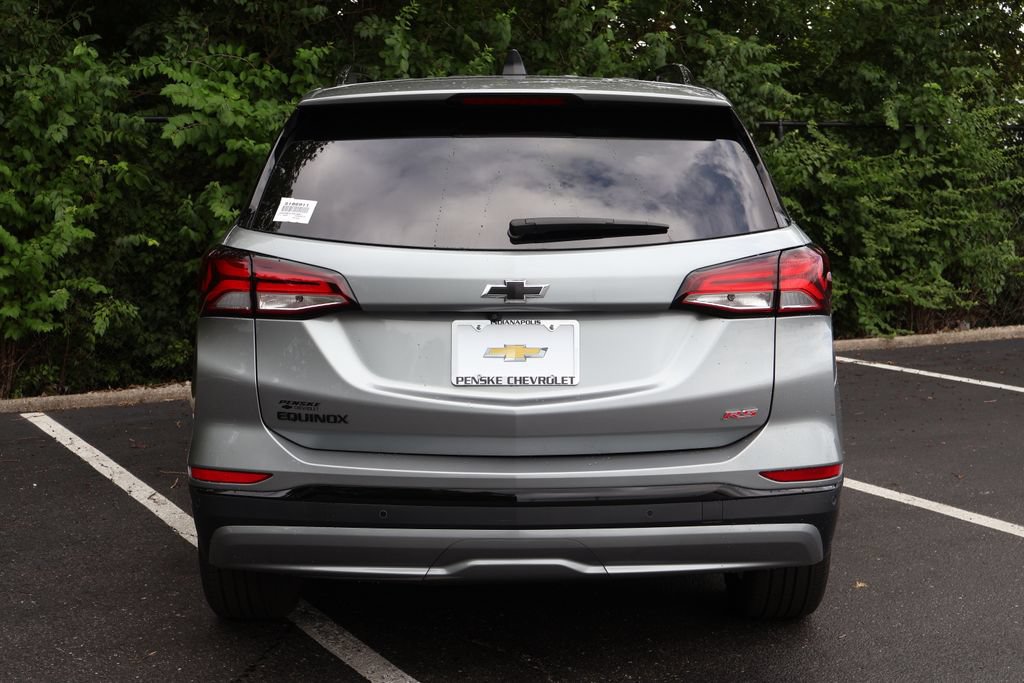 Used 2024 Chevrolet Equinox RS FWD image 8