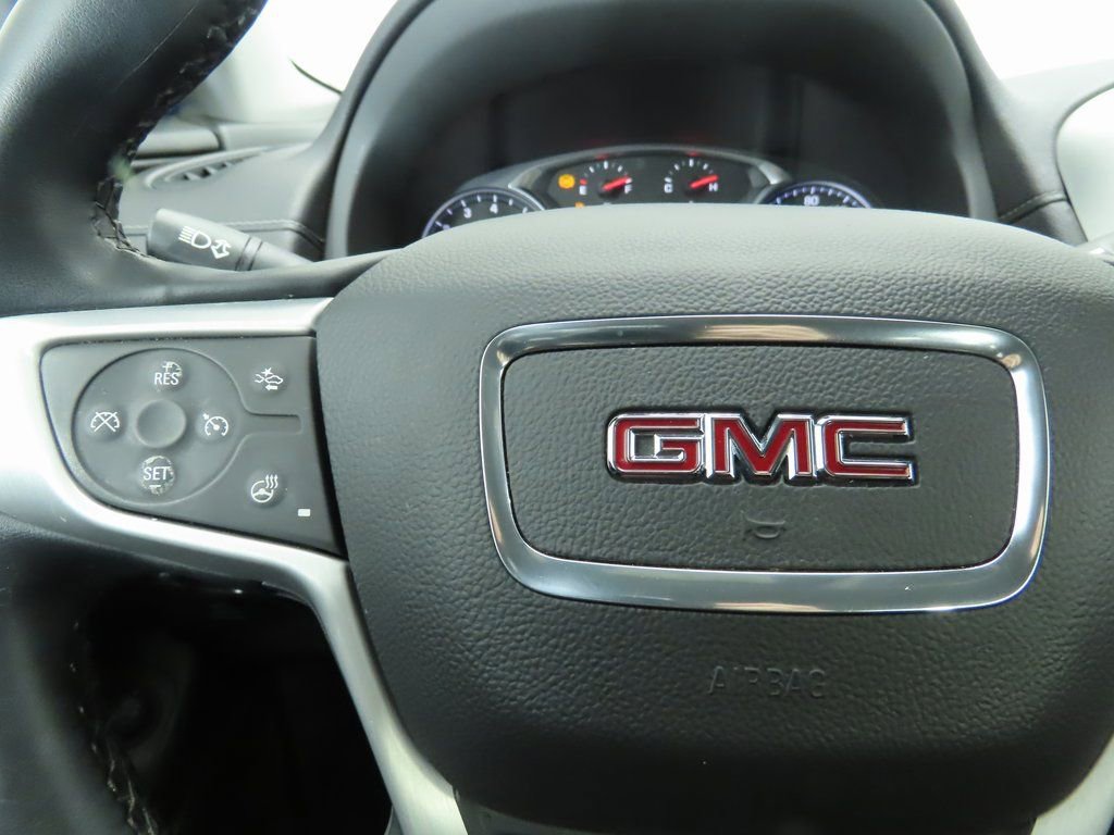 Used 2023 GMC Terrain SLT image 11