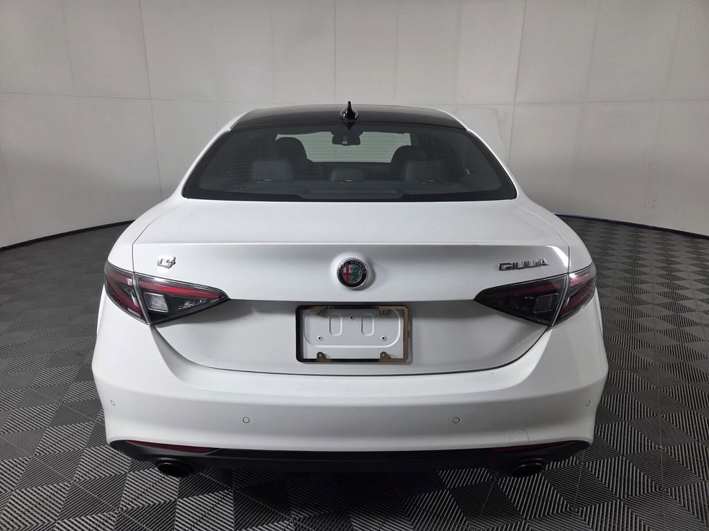 Used 2024 Alfa Romeo Giulia Ti w/ Active Assist Plus Package image 6