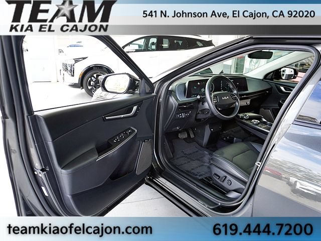 Certified 2023 Kia EV6 Wind AWD/4WD image 37
