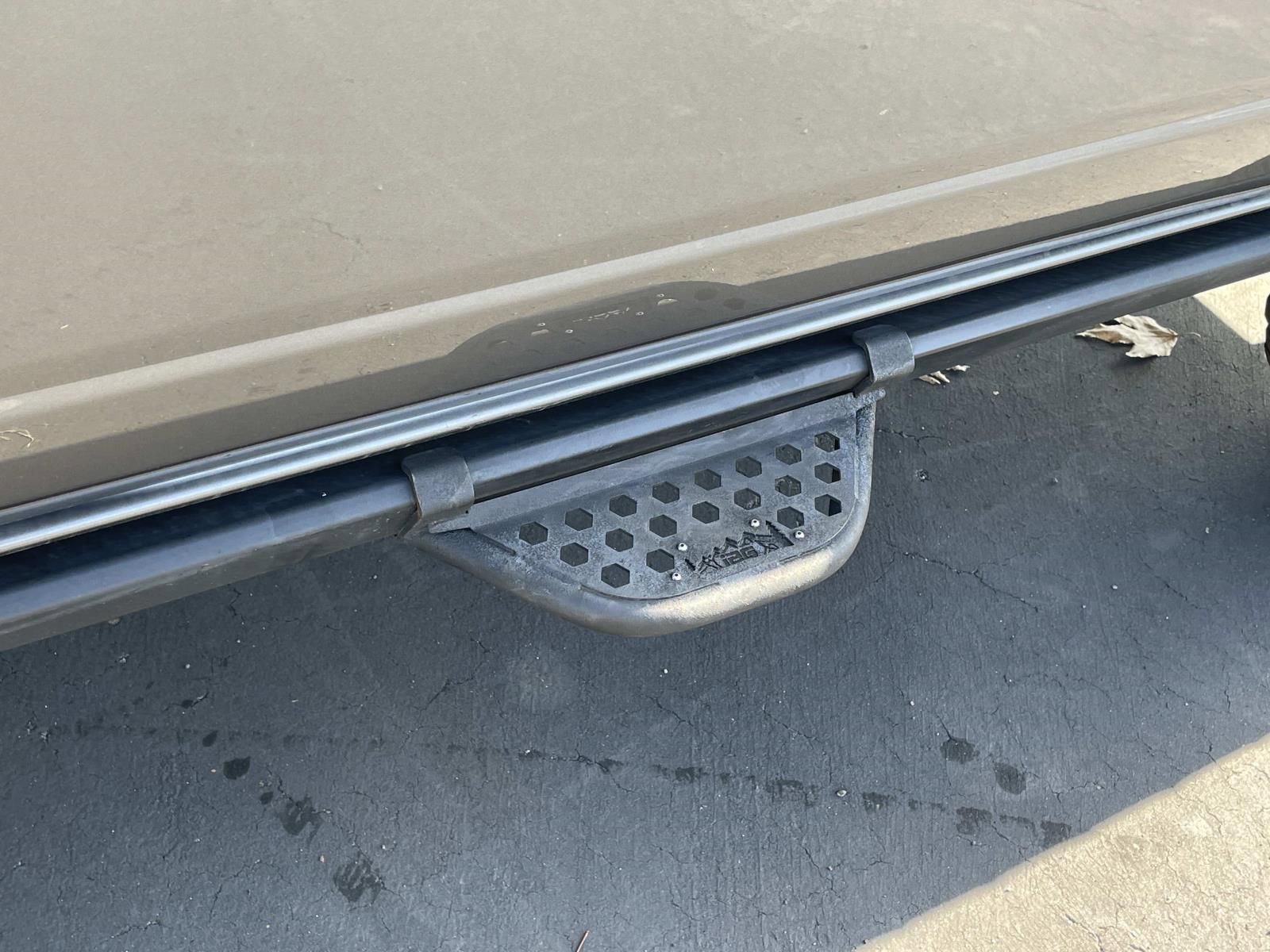 Used 2021 Ford Bronco Badlands image 7