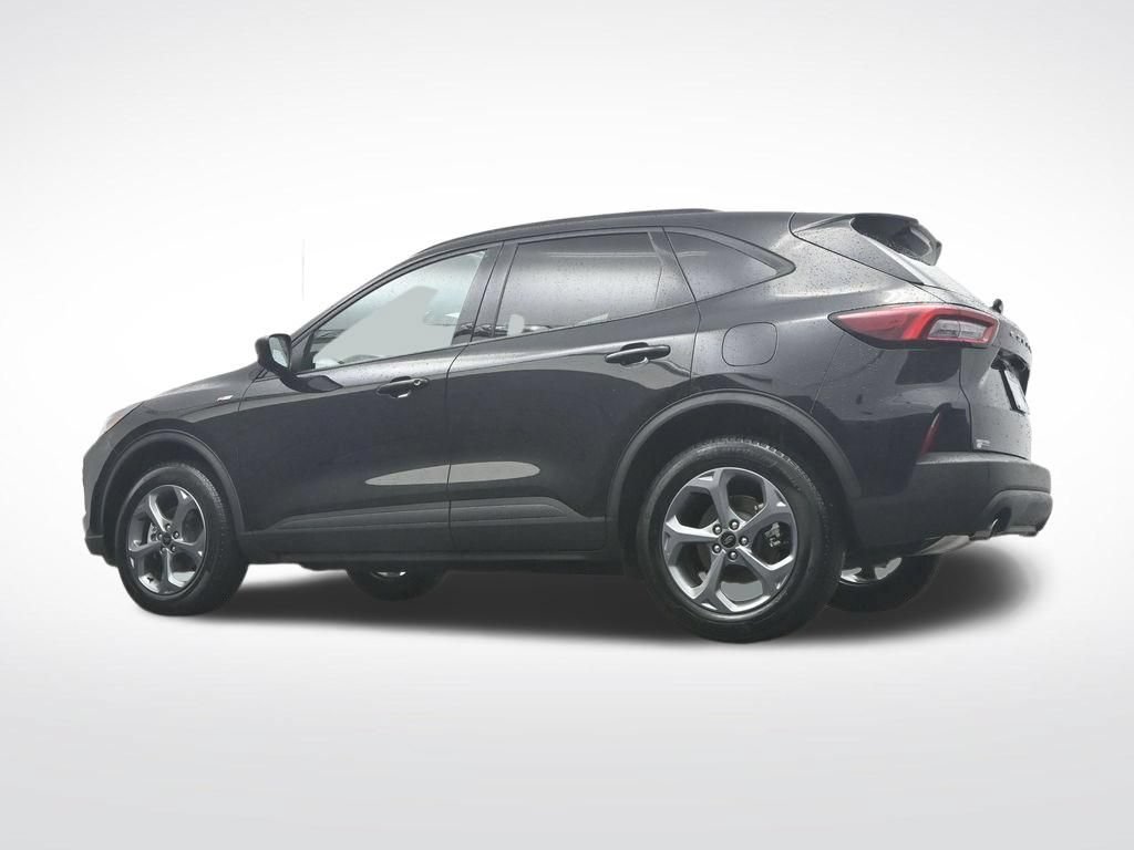 Certified 2025 Ford Escape ST-Line AWD/4WD image 38