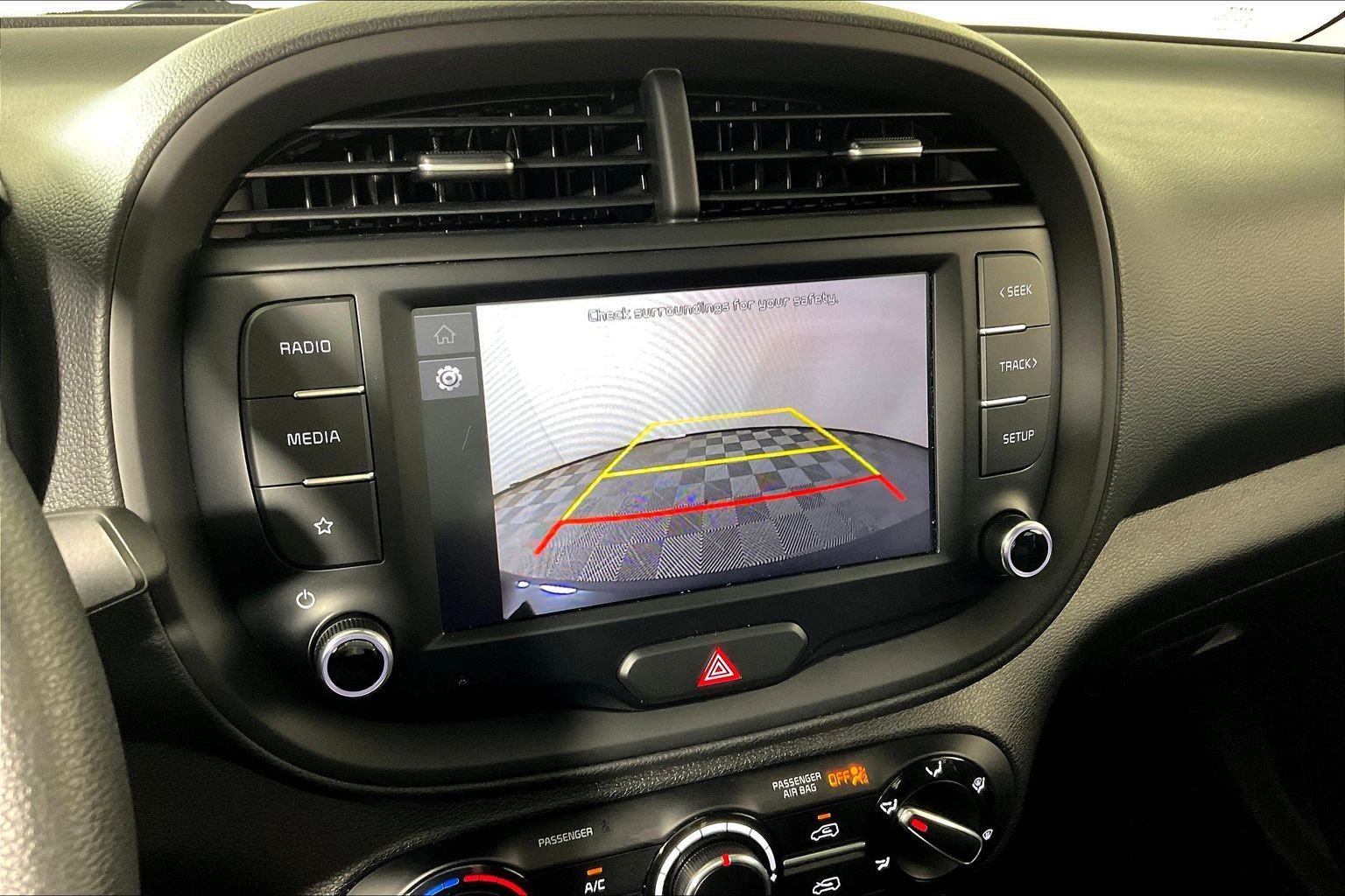 Used 2023 Kia Soul LX FWD image 13