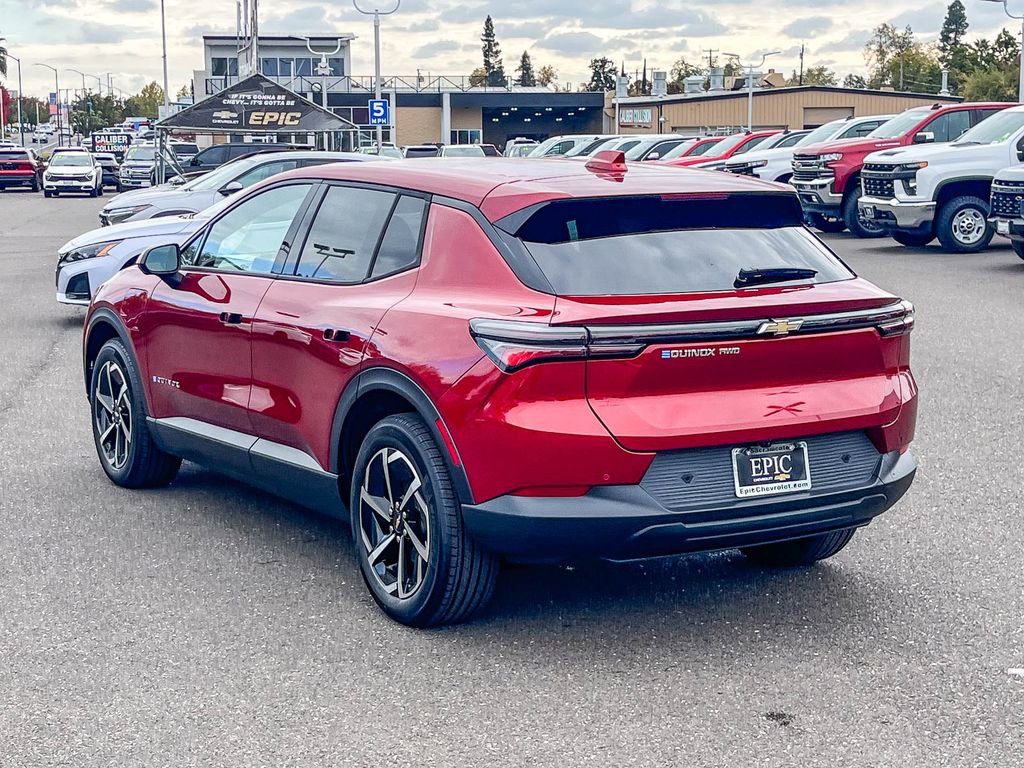 New 2026 Chevrolet Equinox EV LT image 2