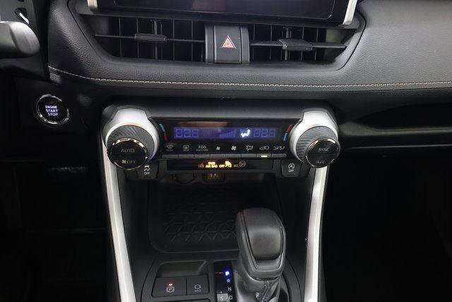 Used 2024 Toyota RAV4 XLE image 17