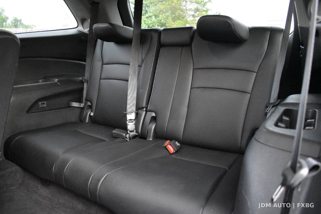 Used 2016 Honda Pilot Touring image 16