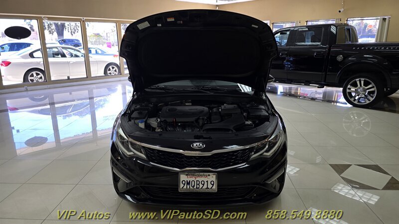Used 2020 Kia Optima SE FWD image 9