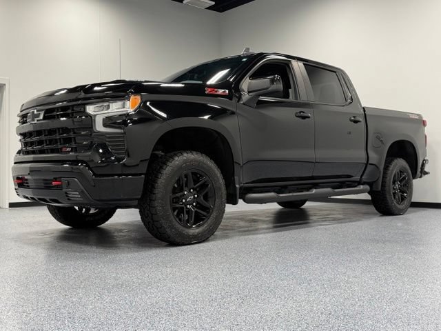 Used 2023 Chevrolet Silverado 1500 LT Trail Boss w/ Protection Package AWD/4WD image 5