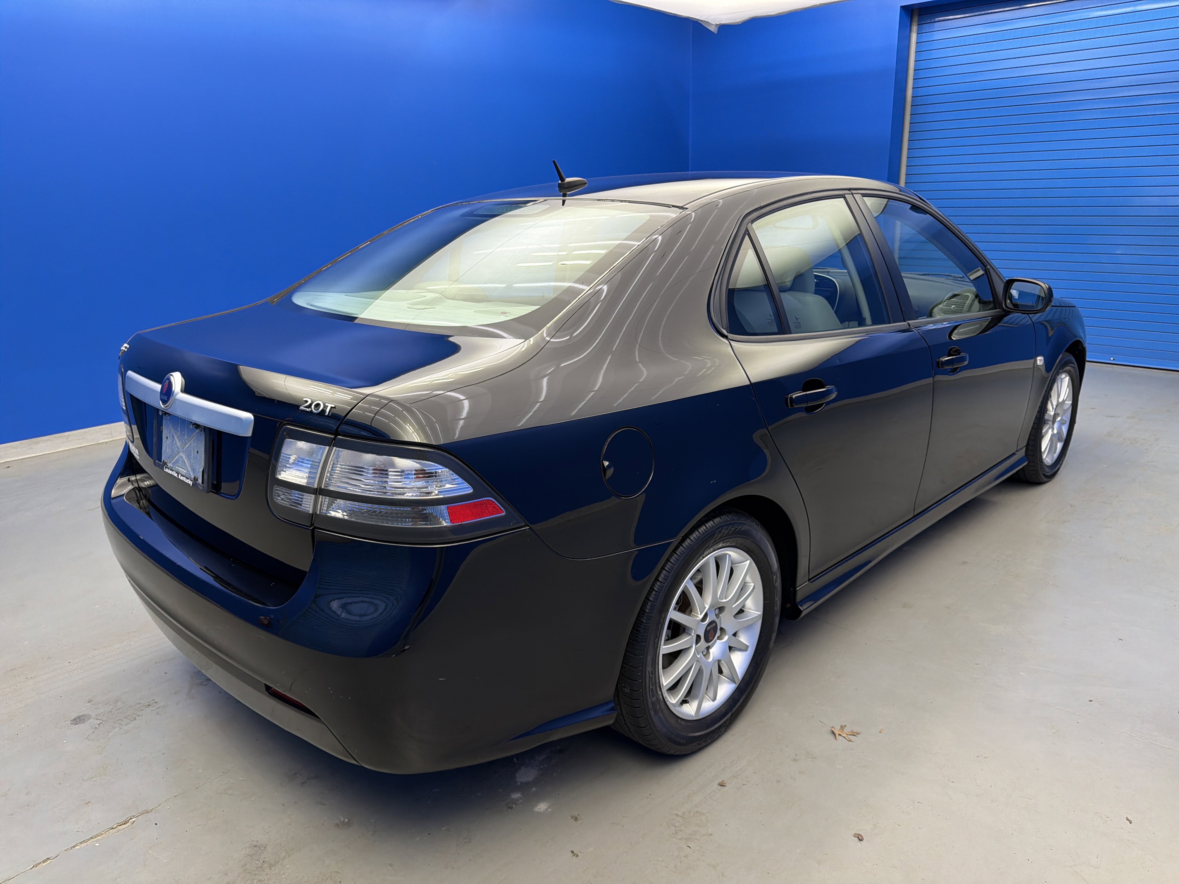 Used 2009 Saab 9-3 2.0T w/ Cold Weather Package image 7