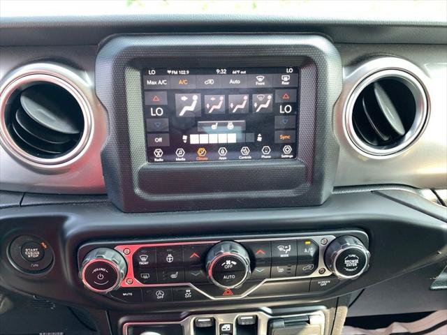 Certified 2020 Jeep Wrangler Unlimited Sahara w/ Cold Weather Group AWD/4WD image 21