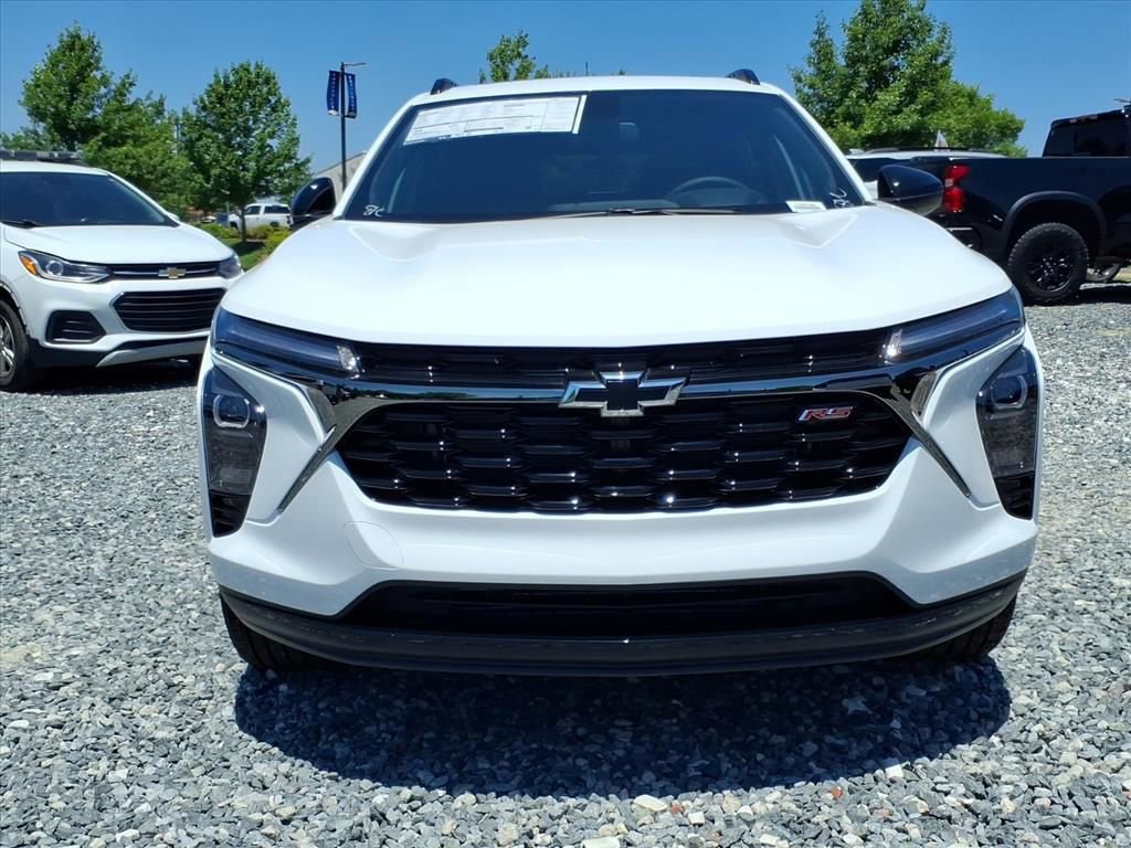 New 2026 Chevrolet Trax RS w/ Sunroof Package FWD image 31