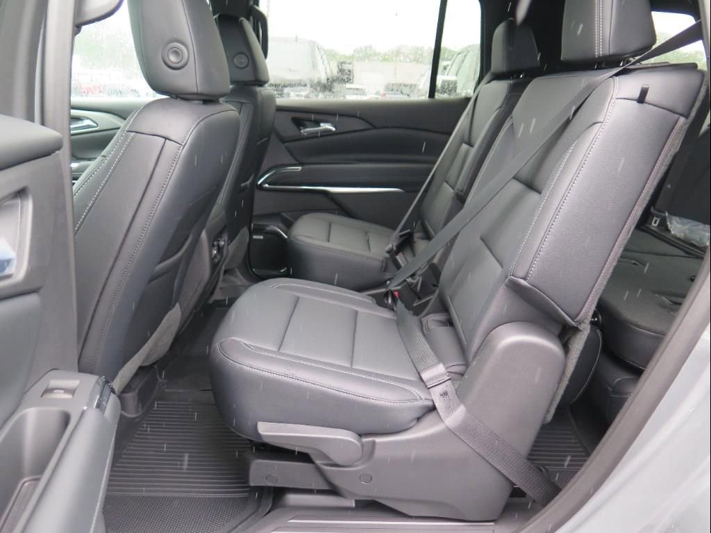 New 2026 Chevrolet Traverse LT w/ Enhanced Driving Package image 14