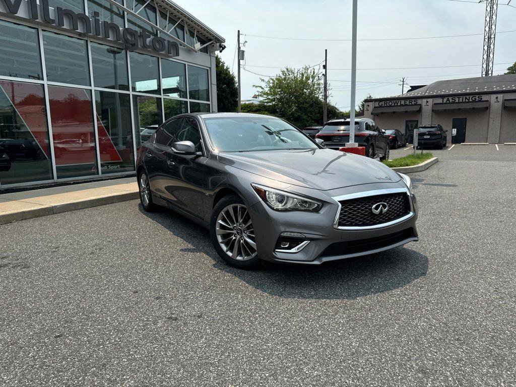Used 2020 INFINITI Q50 Luxe w/ Cargo Package AWD/4WD image 4