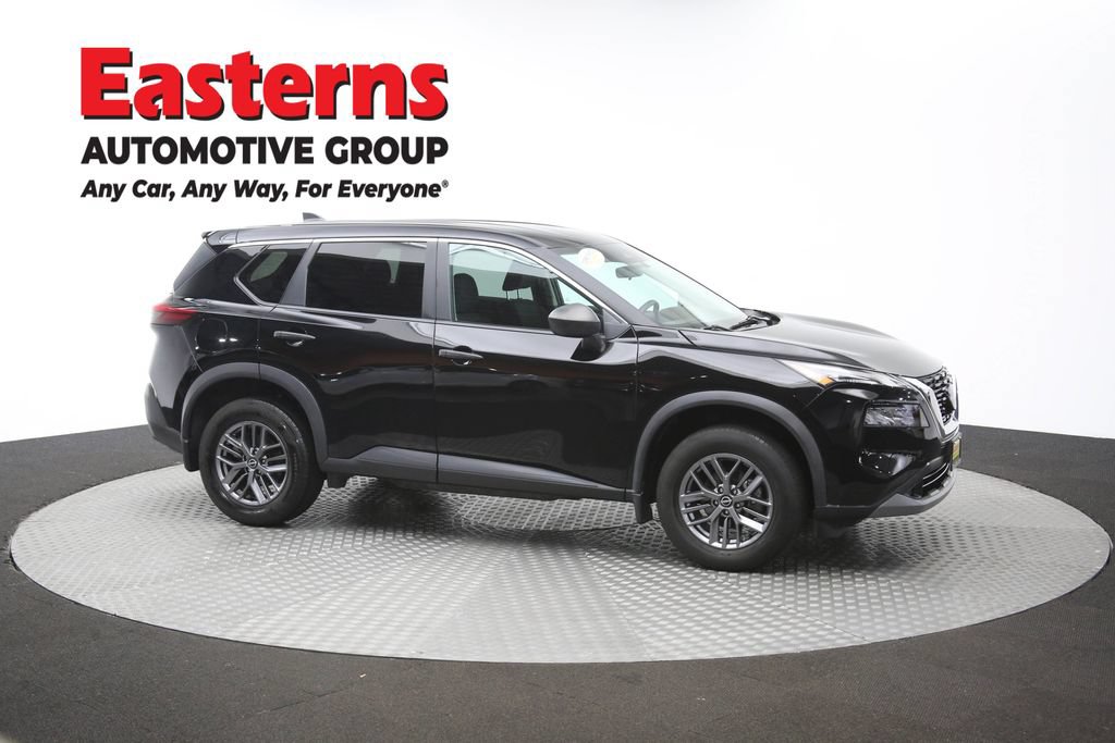 Used 2023 Nissan Rogue S AWD/4WD image 46