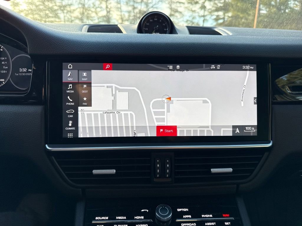 Used 2019 Porsche Cayenne E-Hybrid image 17