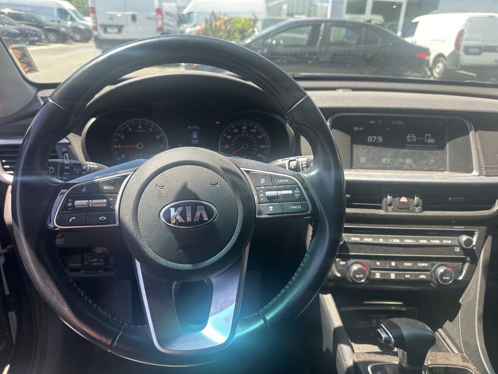 Used 2020 Kia Optima EX image 16