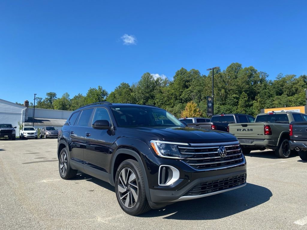 Used 2024 Volkswagen Atlas SE