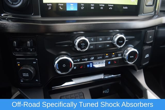 Used 2023 Ford F350 Lariat w/ Lariat Ultimate Package AWD/4WD image 10