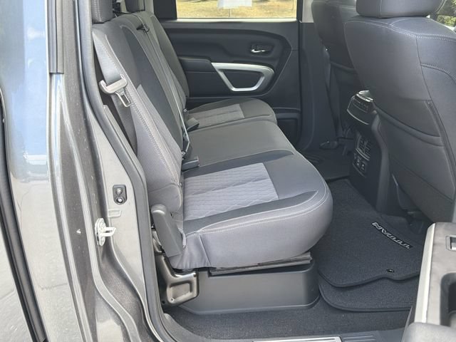 Certified 2024 Nissan Titan SV w/ SV Convenience Package AWD/4WD image 17