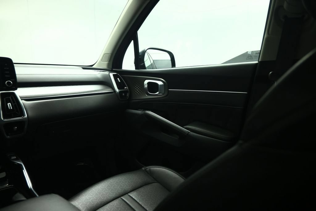 Used 2022 Kia Sorento SX AWD/4WD image 41