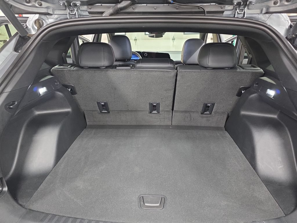 Used 2024 Chevrolet Blazer EV LT AWD/4WD image 12
