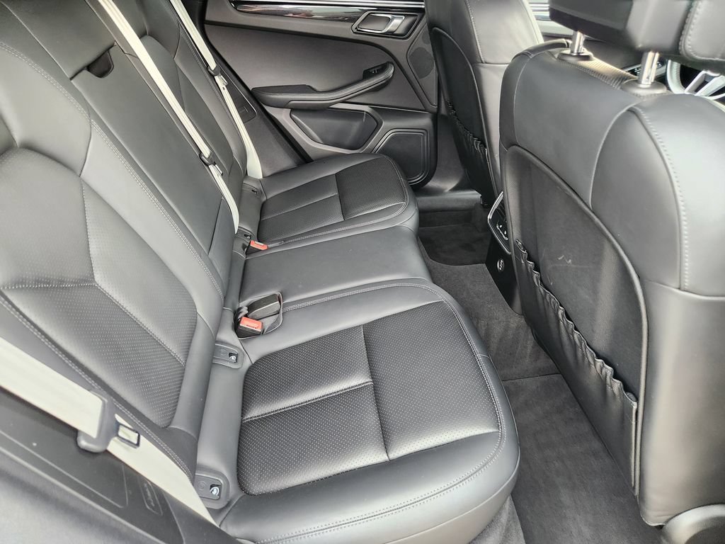 Used 2019 Porsche Macan S AWD/4WD image 33