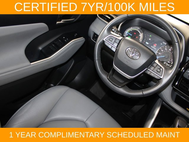 Used 2023 Toyota Highlander XLE AWD/4WD image 17
