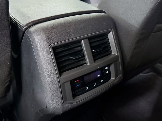 Used 2018 Volkswagen Atlas S image 28