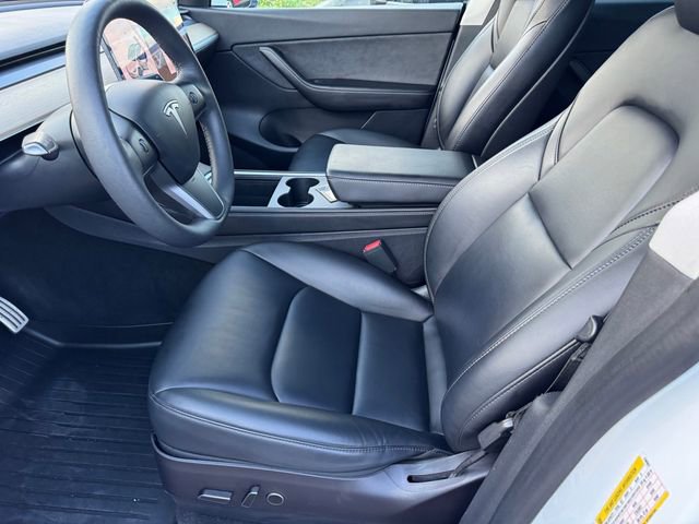 Used 2021 Tesla Model Y Performance image 12