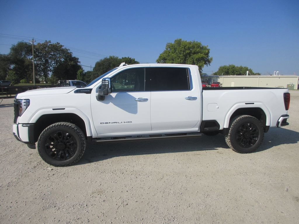 New 2026 GMC Sierra 3500 Denali Ultimate AWD/4WD image 10