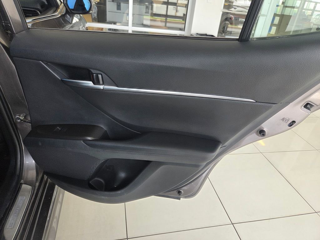 Used 2024 Toyota Camry SE FWD image 22