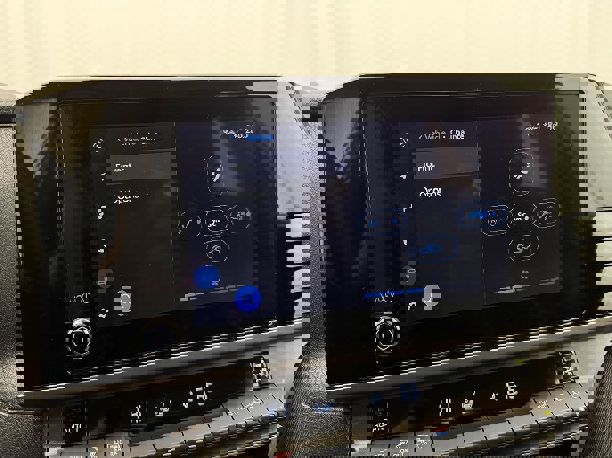 Used 2025 Toyota Camry LE image 21