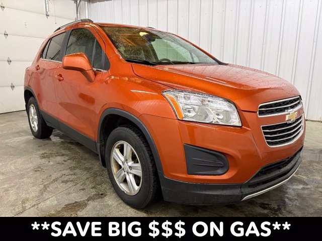 Used 2016 Chevrolet Trax LT w/ LT Sun and Sound Package AWD/4WD image 1