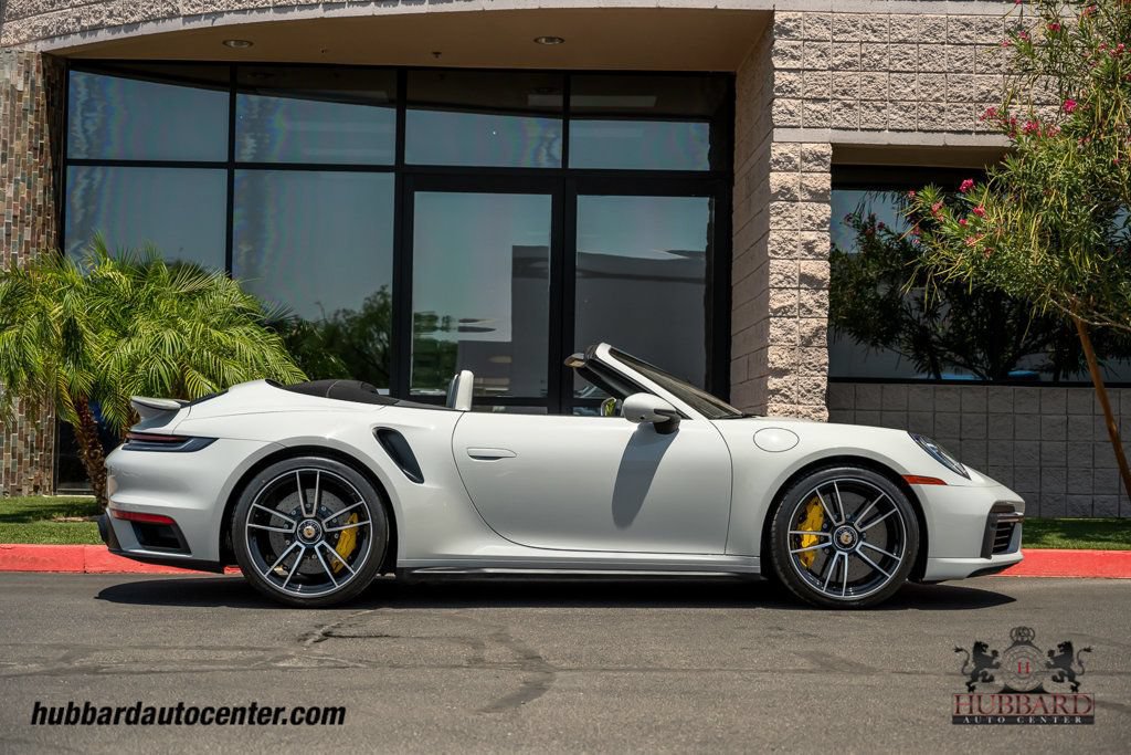 Used 2022 Porsche 911 Cabriolet AWD/4WD image 8
