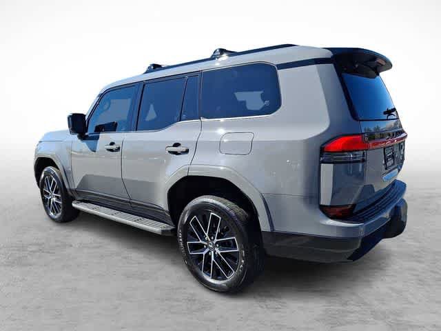 Used 2025 Lexus GX 550 w/ Cold Area Package AWD/4WD image 6
