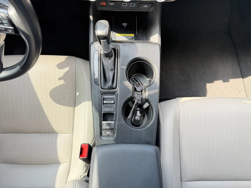 Used 2022 Honda Civic Touring image 23