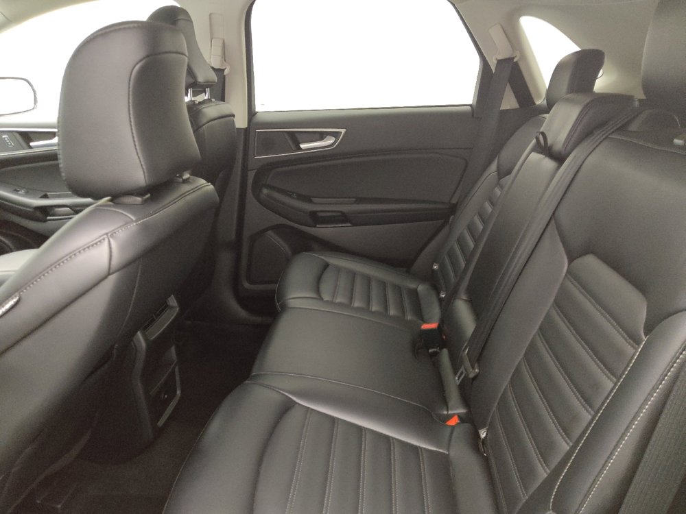 Used 2024 Ford Edge SEL image 18