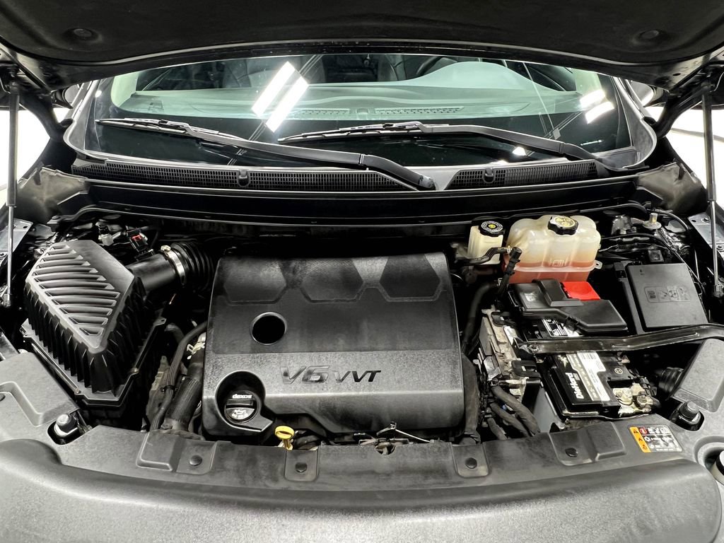 Used 2018 Buick Enclave Essence image 25