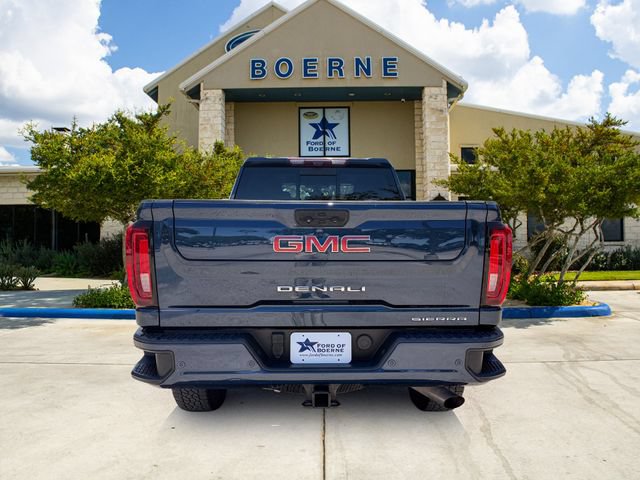 Used 2023 GMC Sierra 2500 Denali w/ Denali Ultimate Package AWD/4WD image 4